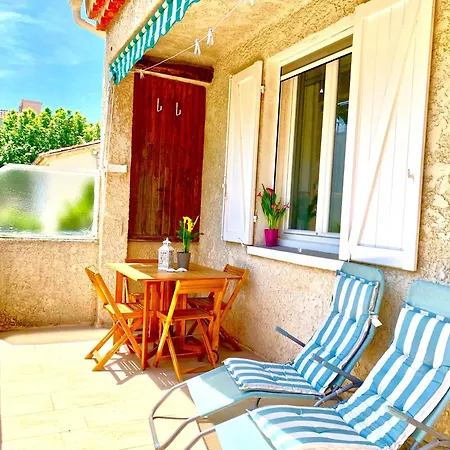 14 Persons * La Ciotat