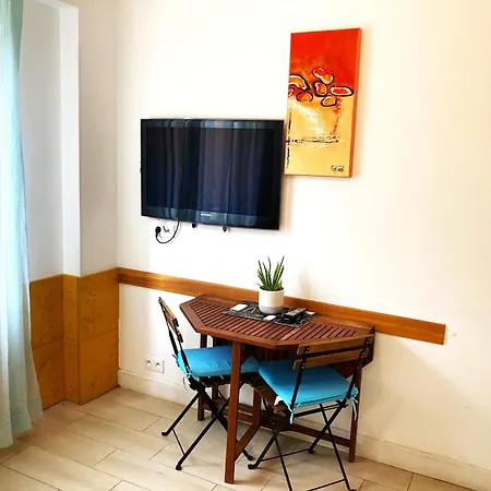 14 Persons لا سيوتا